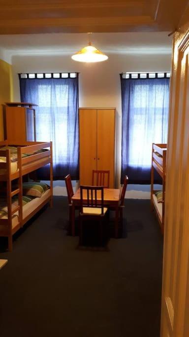 Simple 10 Minutes To Downtown Apartment Wien